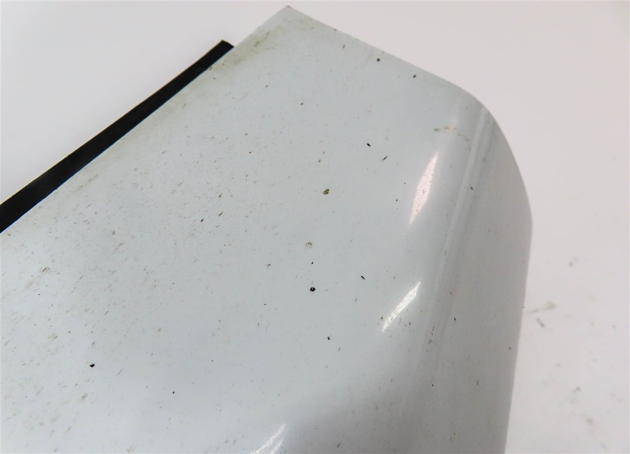 Thumbnail 8: 2017 LAND ROVER DISCOVERY SPORT (L550) REAR LEFT LOWER DOOR TRIM PANEL (White)
