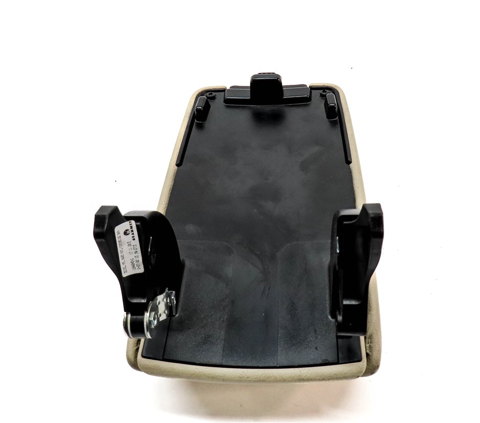 Thumbnail 5: 2014-2019 MERCEDES CLA250 CLA45 (C117) FRONT CENTER CONSOLE ARMREST LID (Beige)