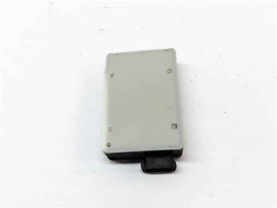 Thumbnail 5: 2014-2020 MERCEDES CLA250 CLA45 GLS CLS (C117 W166 W253) BLIND SPOT RADAR MODULE