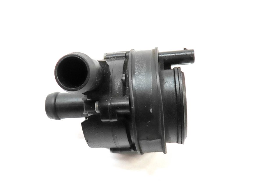 Thumbnail 4: 2016 MERCEDES CLA250 (W117) 2.0L ENGINE AUXILIARY WATER COOLANT PUMP