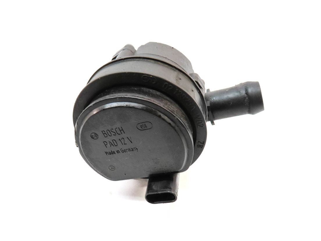 Thumbnail 5: 2016 MERCEDES CLA250 (W117) 2.0L ENGINE AUXILIARY WATER COOLANT PUMP