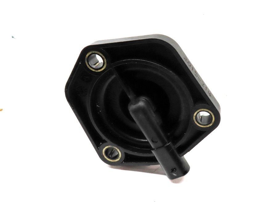 Thumbnail 5: 2016 MERCEDES CLA250 (W117) 2.0L (270.920) ENGINE MOTOR OIL FLUID LEVEL SENSOR