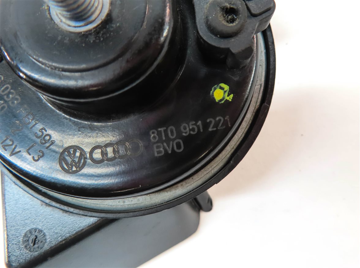 Thumbnail 5: 2008-2017 AUDI A4 A5 S4 S5 Q5 (B8 8K 8R 8T) HIGH & LOW TONE SAFETY HORN SET