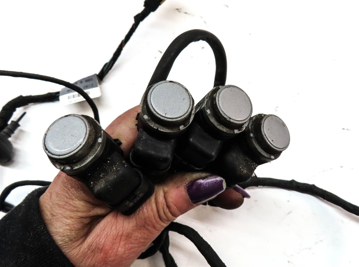 Thumbnail 4: 13 AUDI S4 B8 8K REAR PARK ASSIST PDC DISTANCE SENSOR SET/4 w/ HARNESS (Silver)