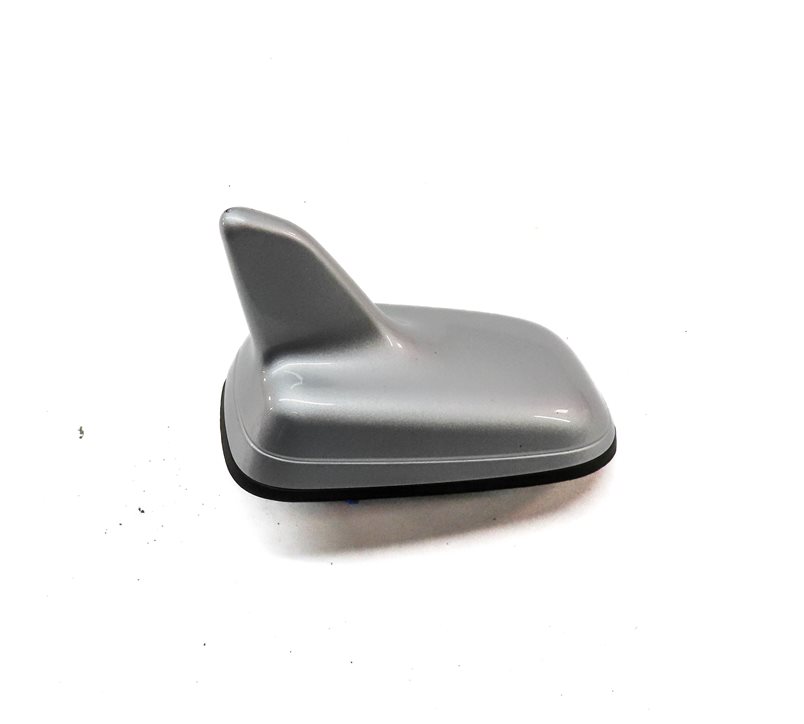 Thumbnail 4: 2013 AUDI S4 (B8 8K) RADIO STEREO ROOF TOP SHARK FIN ANTENNA (Silver)