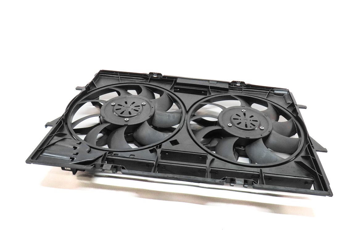12-18 AUDI A6 A7 (C7) 3.0L SUPERCHARGED ENGINE RADIATOR COOLING FAN w/ SHROUD