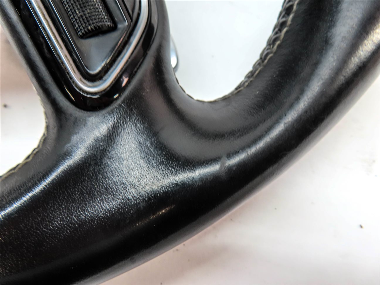 Thumbnail 6: 2013 AUDI S4 (B8 8K) LEFT DRIVER FLAT BOTTOM STEERING WHEEL w/SWITCHES (Black)