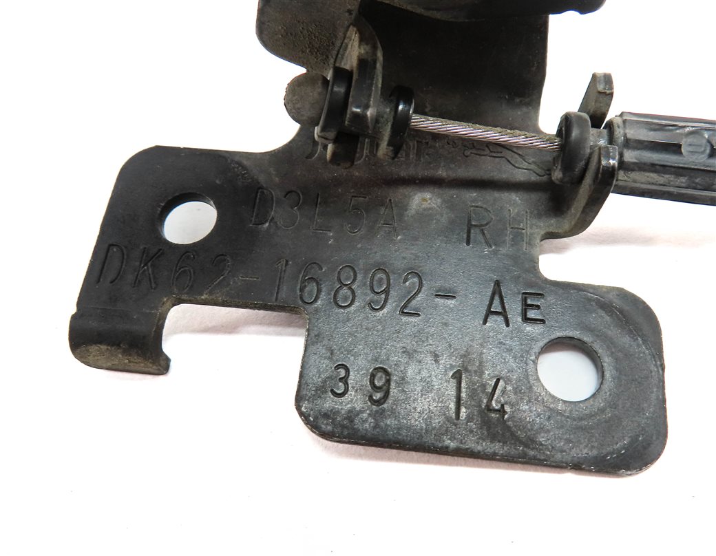Thumbnail 7: 2015 RANGE ROVER SPORT (L494) FRONT LEFT & RIGHT UPPER HOOD LATCH SET & HANDLE