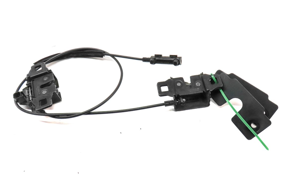 Thumbnail 4: 2015 RANGE ROVER SPORT (L494) FRONT LEFT & RIGHT LOWER HOOD LATCH SET & CABLE