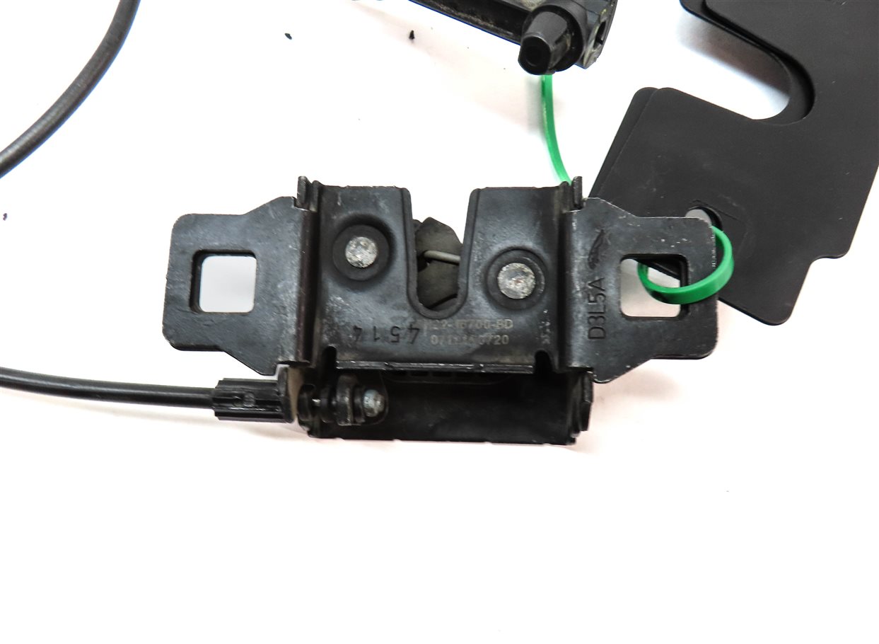 Thumbnail 7: 2015 RANGE ROVER SPORT (L494) FRONT LEFT & RIGHT LOWER HOOD LATCH SET & CABLE