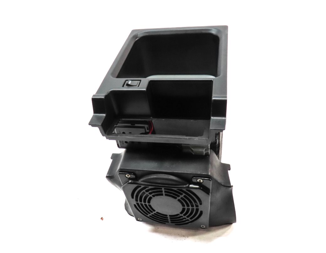 Thumbnail 2: 14-20 ROVER SPORT (L494) FRONT CENTER CONSOLE REFRIGEATOR BOX COOLER COMPARTMENT