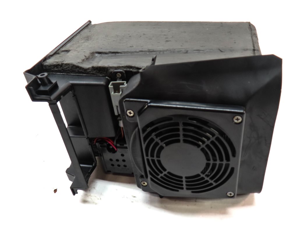 Thumbnail 4: 14-20 ROVER SPORT (L494) FRONT CENTER CONSOLE REFRIGEATOR BOX COOLER COMPARTMENT