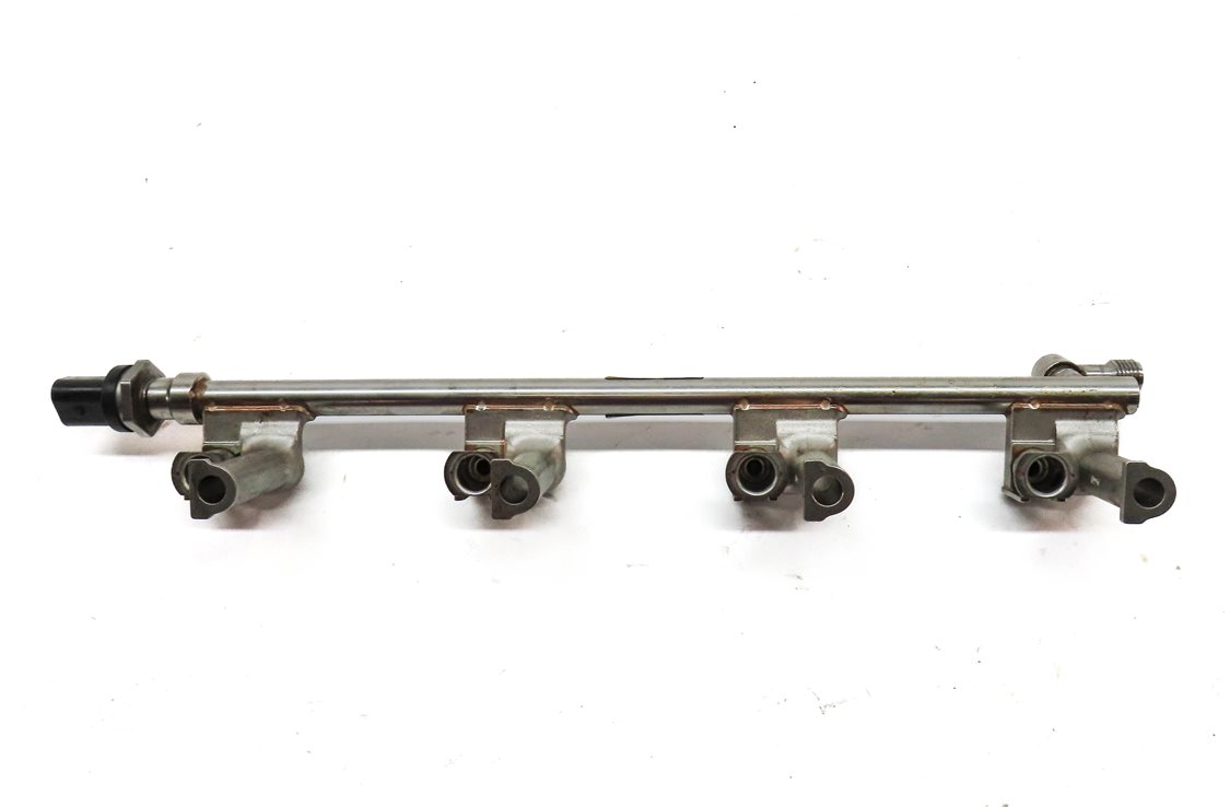 Thumbnail 5: 2015 RANGE ROVER SPORT (L494) 5.0L SUPERCHARGED ENGINE LEFT & RIGHT FUEL RAIL