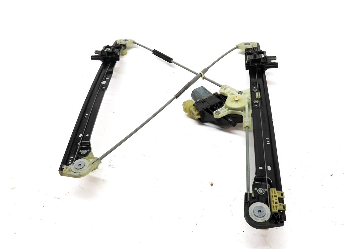 Thumbnail 4: 14-20 RANGE ROVER SPORT (L494) FRONT RIGHT PASSENGER WINDOW REGULATOR w/ MOTOR