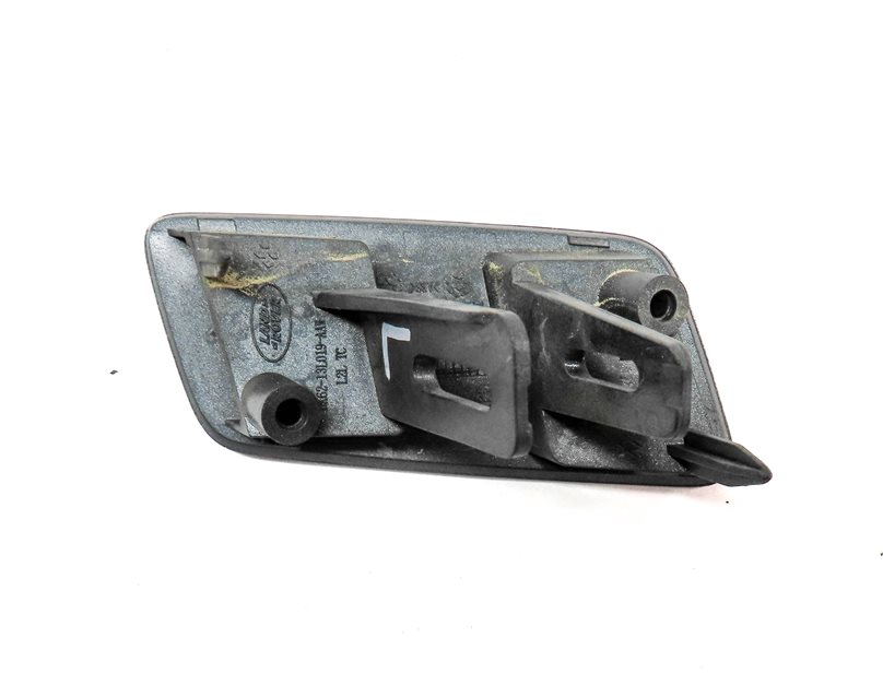 Thumbnail 4: 2015 RANGE ROVER SPORT (L494) FRONT LEFT DRIVER HEADLIGHT WASHER TRIM (Grey)