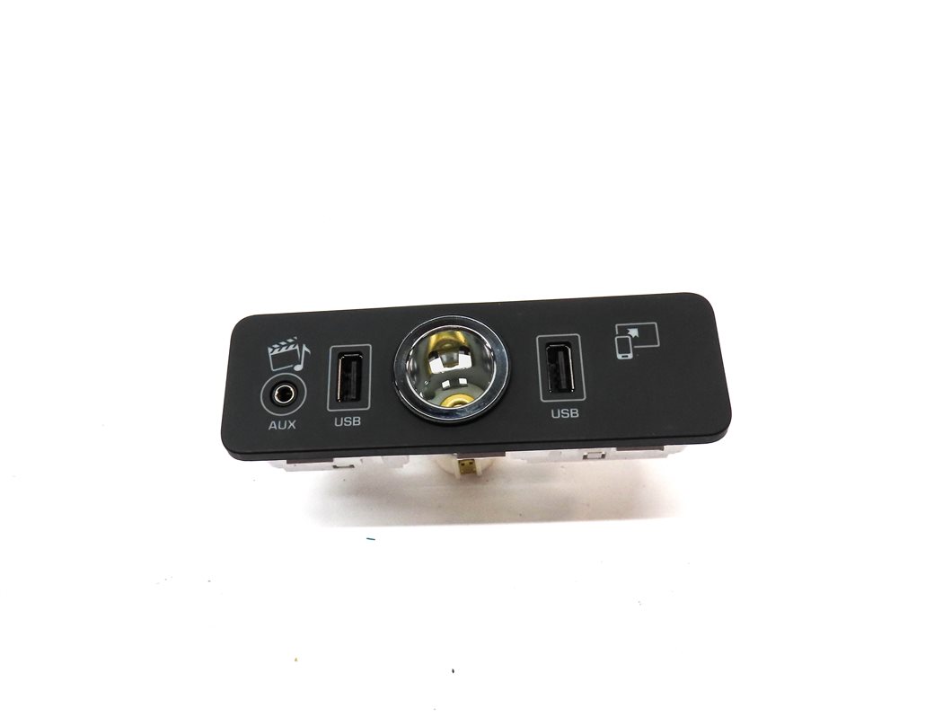 Thumbnail 2: 2015 RANGE ROVER SPORT (L494) RADIO STEREO AUX AUXILIARY AUDIO IN INPUT JACK