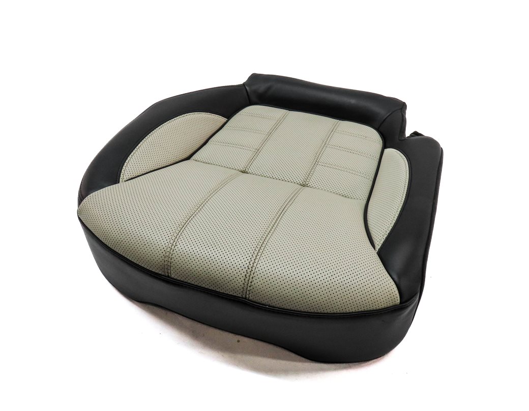 2015 RANGE ROVER SPORT (L494) REAR RIGHT LOWER BOTTOM SEAT CUSHION (Ebony/Ivory)