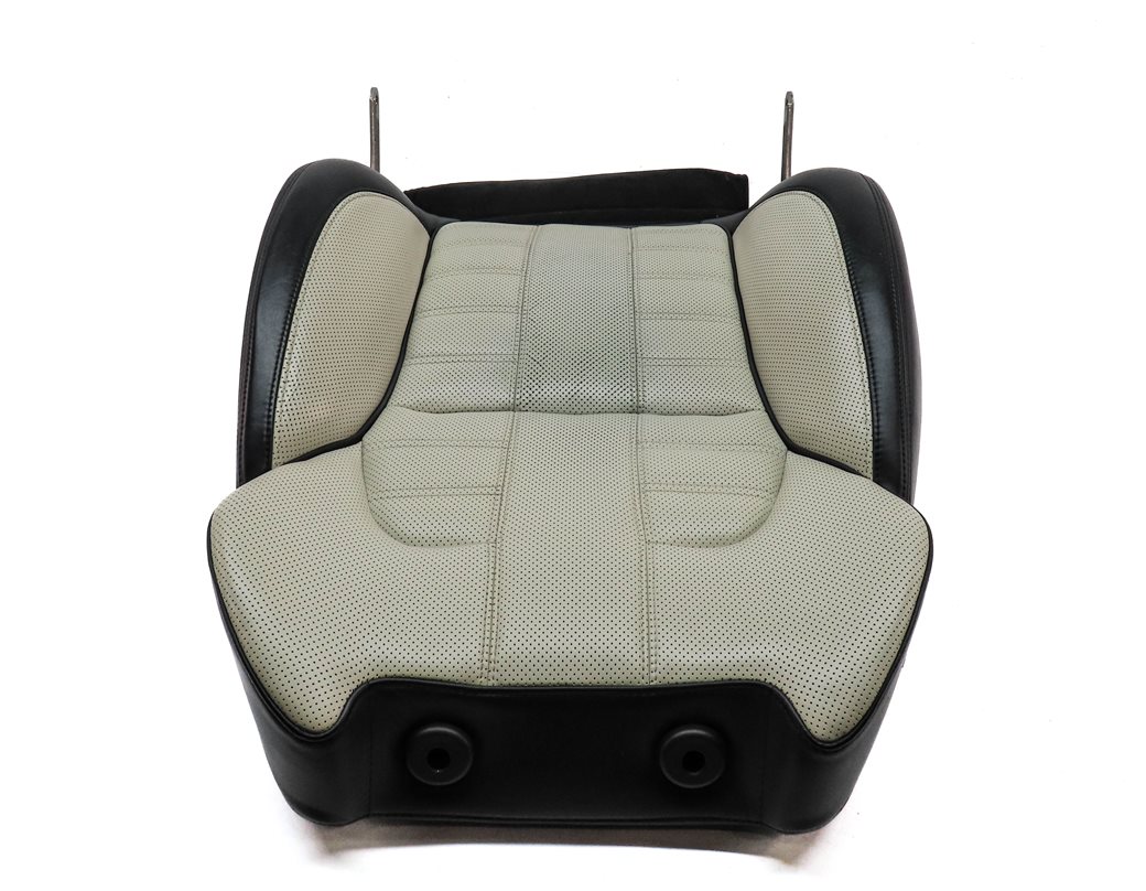 Thumbnail 4: 14-20 RANGE ROVER SPORT (L494) FRONT RIGHT UPPER TOP SEAT CUSHION (Ebony/Ivory)