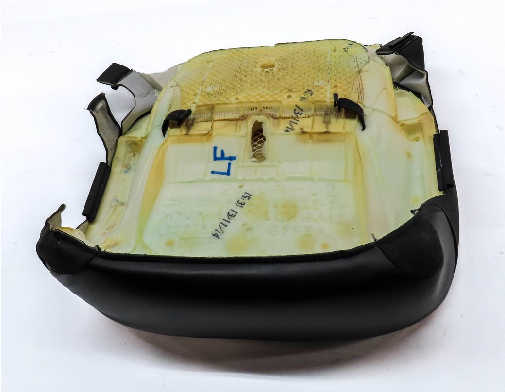 Thumbnail 5: 14-20 ROVER SPORT (L494) LEFT DRIVER LOWER BOTTOM SEAT CUSHION (Ebony/Ivory)