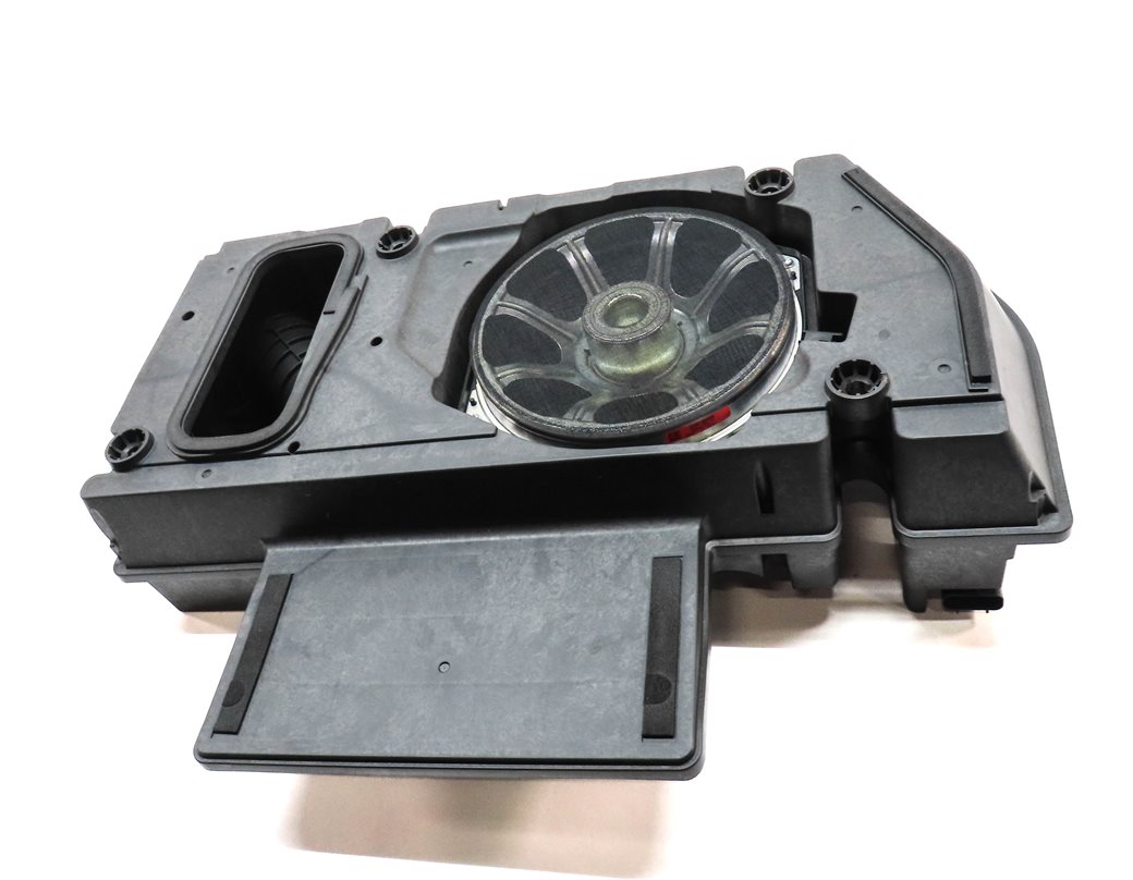 Thumbnail 2: 2015 RANGE ROVER SPORT (L494) MERIDIAN SUPER PREMIUM AUDIO SUBWOOFER w/ BOX
