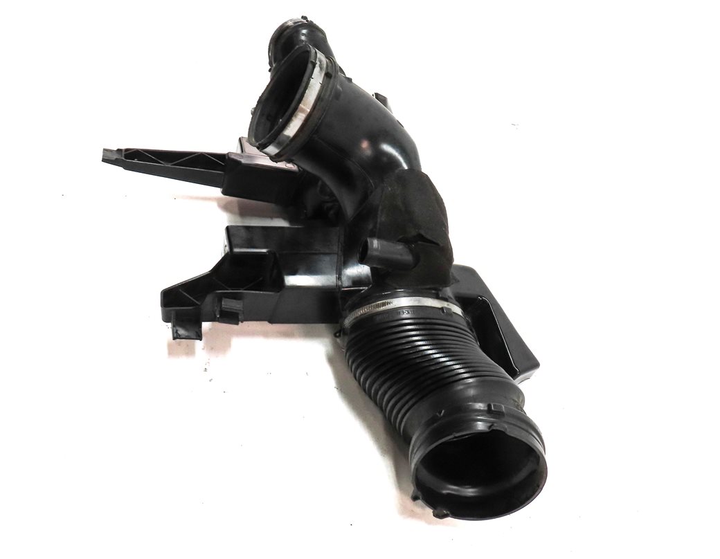 Thumbnail 4: 2015 RANGE ROVER SPORT (L494) 5.0L SUPERCHARGED ENGINE AIR INTAKE RESONATOR BOX