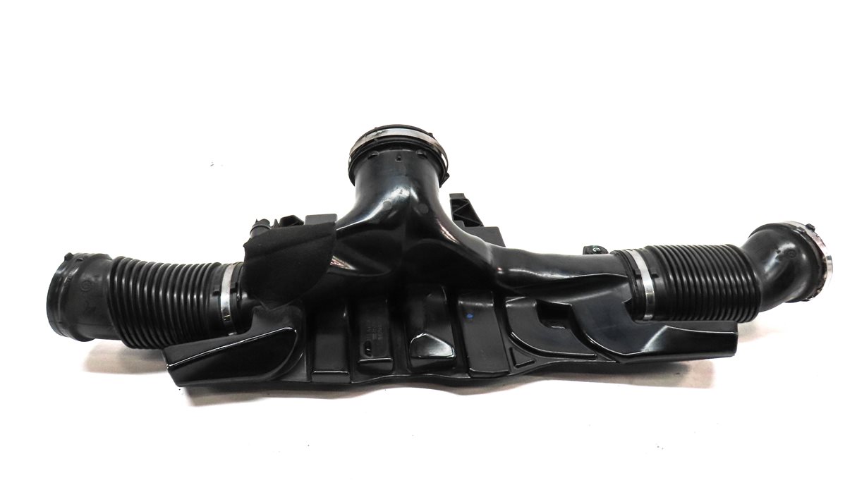 Thumbnail 6: 2015 RANGE ROVER SPORT (L494) 5.0L SUPERCHARGED ENGINE AIR INTAKE RESONATOR BOX