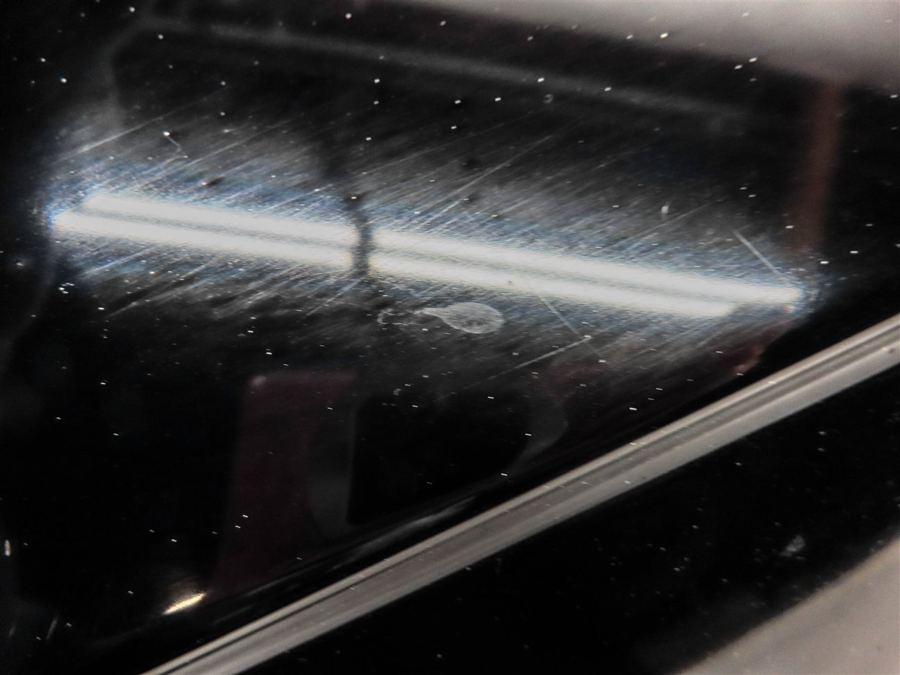 Thumbnail 7: 2015 RANGE ROVER SPORT (L494) REAR LEFT EXTERIOR D-PILLAR TRIM COVER CAP (BLACK)