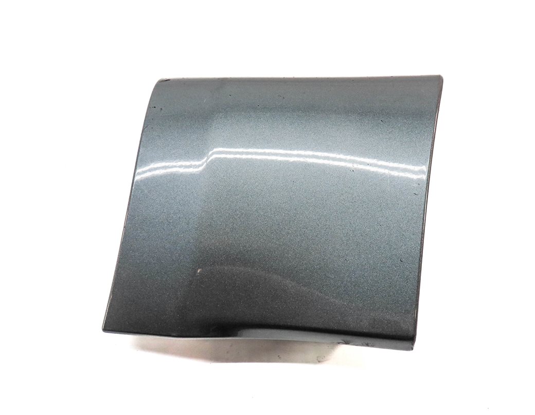 Thumbnail 2: 2015 RANGE ROVER SPORT (L494) FRONT RIGHT PASSENGER LOWER FENDER TRIM CAP (Grey)