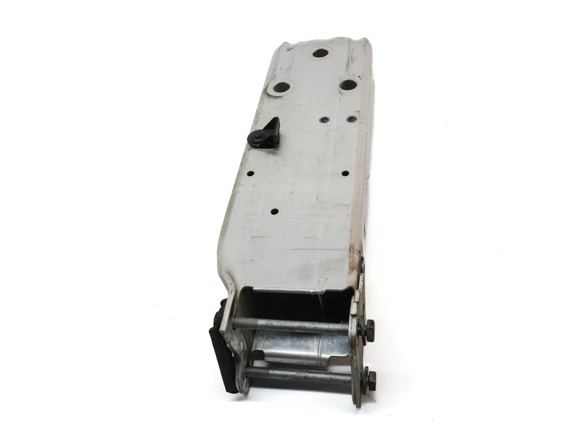 Thumbnail 2: 12-21 BMW 2 3 4 (F22 F30 F32) FRONT RIGHT BUMPER REINFORCEMENT MOUNT BRACKET