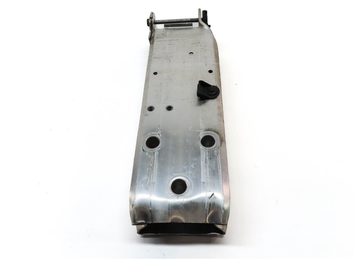 Thumbnail 4: 12-21 BMW 2 3 4 (F22 F30 F32) FRONT RIGHT BUMPER REINFORCEMENT MOUNT BRACKET