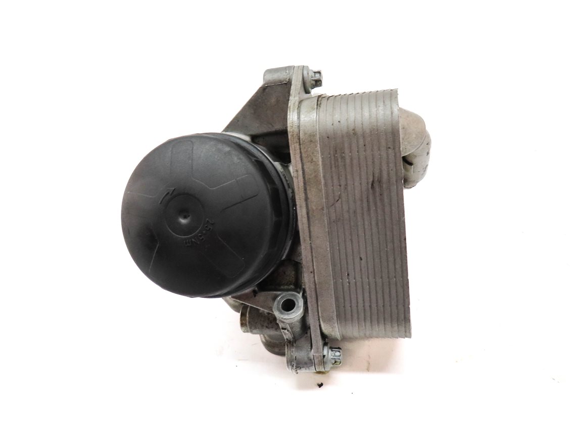 Thumbnail 2: 2015 BMW 428I GRAN COUPE (F32) 2.0L (N26) ENGINE MOTOR OIL FLUID FILTER HOUSING