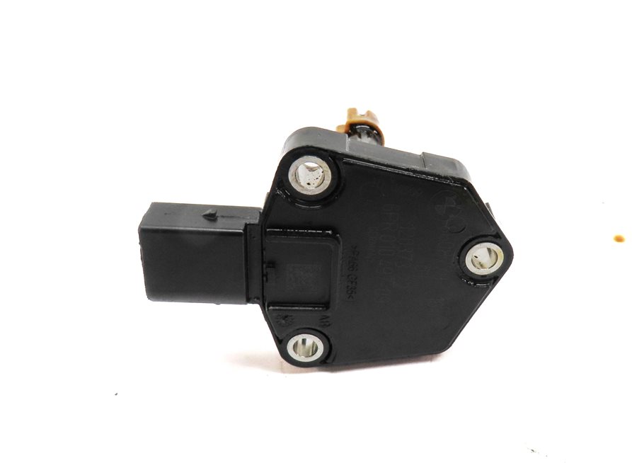 Thumbnail 5: 2015 BMW 428I GRAN COUPE (F32) 2.0L (N26) ENGINE MOTOR OIL FLUID LEVEL SENSOR