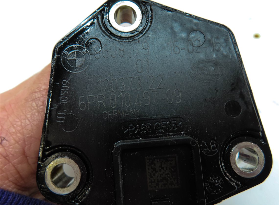 Thumbnail 6: 2015 BMW 428I GRAN COUPE (F32) 2.0L (N26) ENGINE MOTOR OIL FLUID LEVEL SENSOR