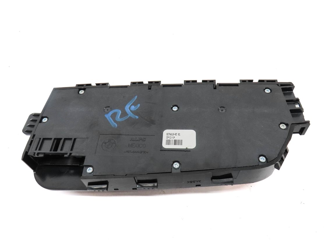 Thumbnail 5: 2015 BMW 428I GRAN COUPE (F32) FRONT RIGHT PASSENGER SEAT ADJUST SWITCH w/LUMBAR