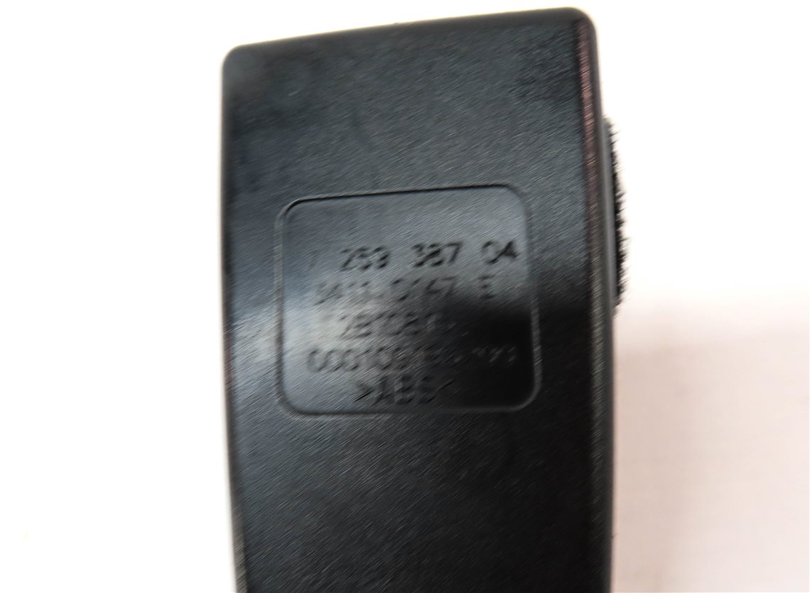Thumbnail 6: 2012-2019 BMW 2 3 4 SERIES (F22 F30 F32) LEFT FRONT DRIVER SEATBELT RECEIVER