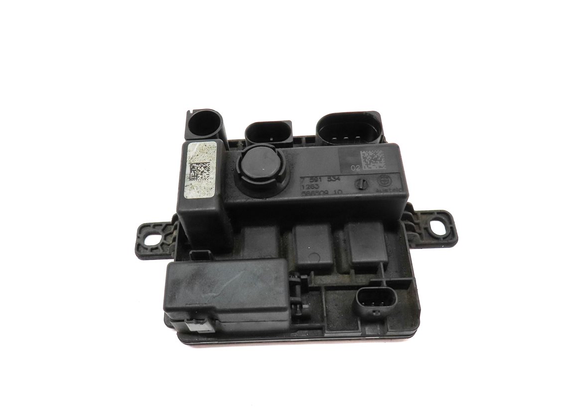 Thumbnail 2: 2015 BMW 428I GRAN COUPE (F32) 2.0L (N26) INTEGRATED POWER SUPPLY CONTROL MODULE