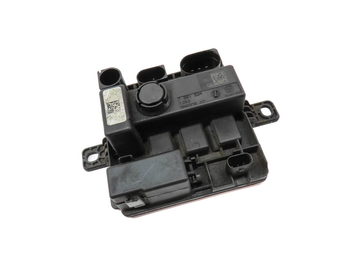 Thumbnail 3: 2015 BMW 428I GRAN COUPE (F32) 2.0L (N26) INTEGRATED POWER SUPPLY CONTROL MODULE