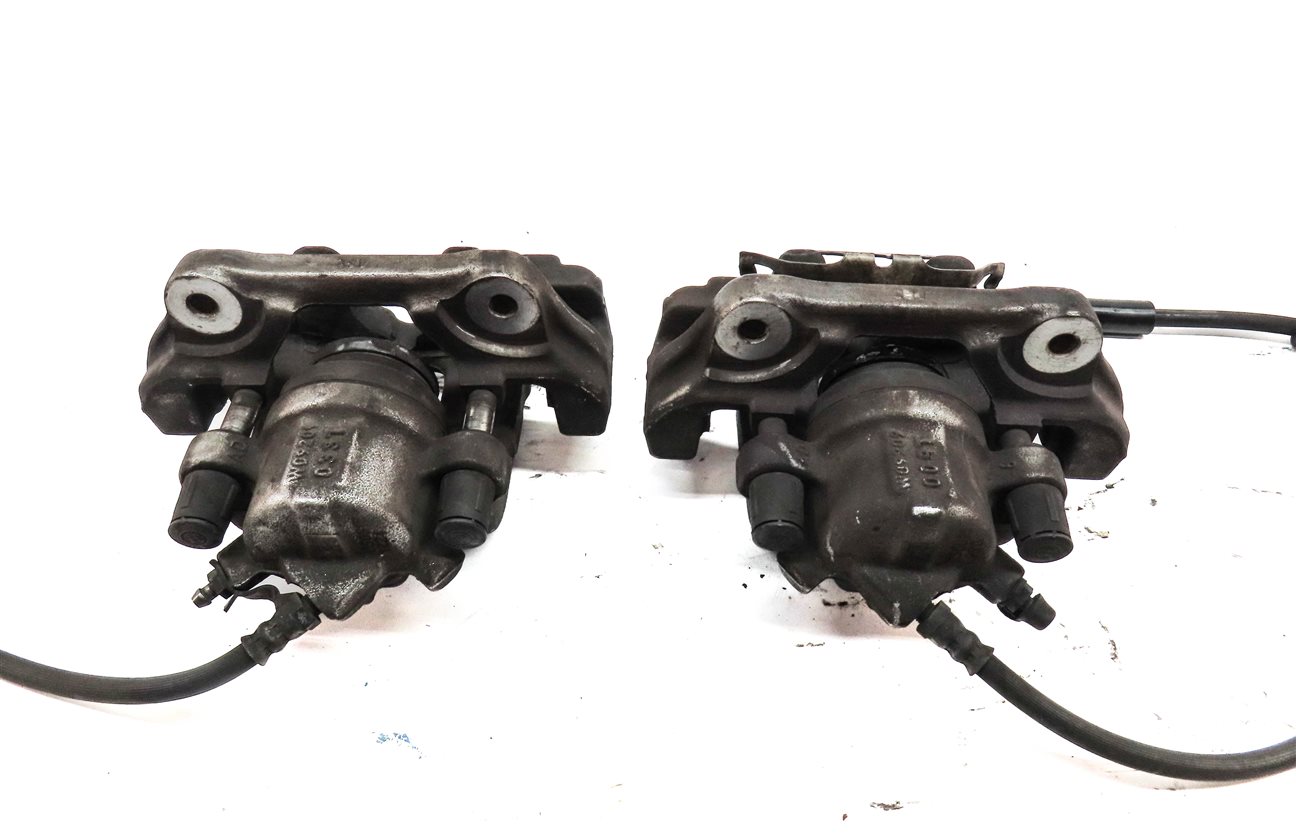 Thumbnail 6: 12-20 BMW 228i 230i 320i 328i 330i 428i 430i (F22 F30 F32) BRAKE CALIPER SET-4