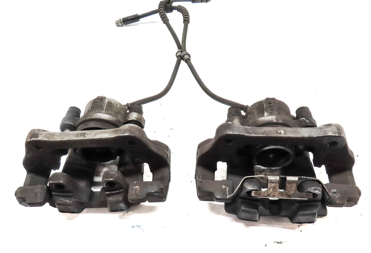 Thumbnail 7: 12-20 BMW 228i 230i 320i 328i 330i 428i 430i (F22 F30 F32) BRAKE CALIPER SET-4