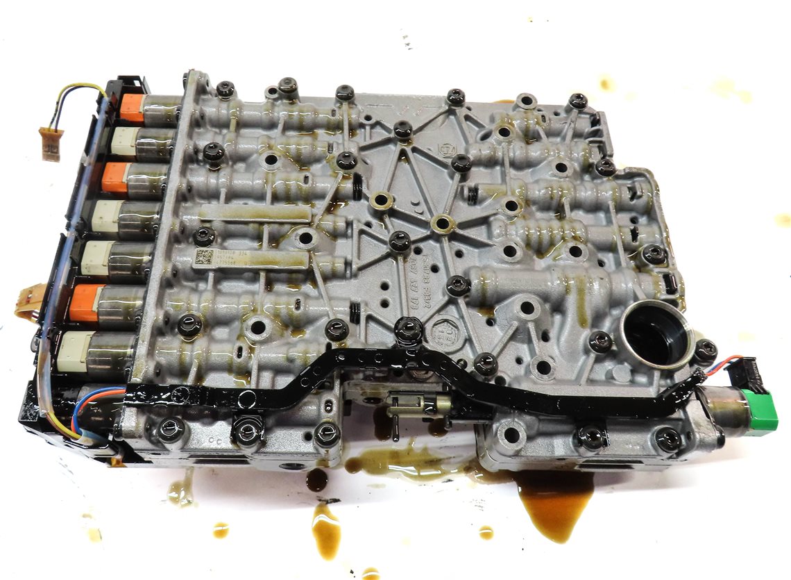 Thumbnail 5: 14-16 BMW 228i 328i 428i 528i (F22 F30 F32 F10) 8HP-45 TRANSMISSION VALVE BODY