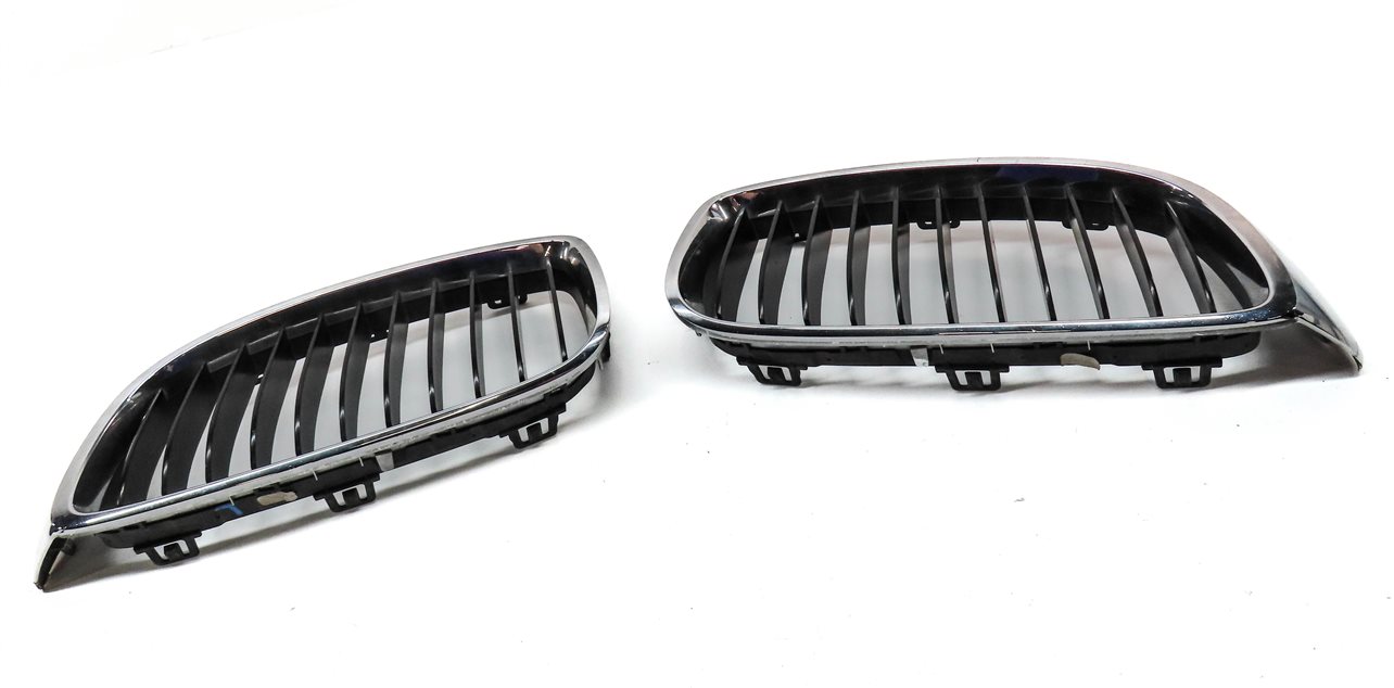 Thumbnail 3: 2014-2017 BMW 428i 430i 435i 440i (F32) FRONT LEFT & RIGHT HOOD VENT GRILLE SET