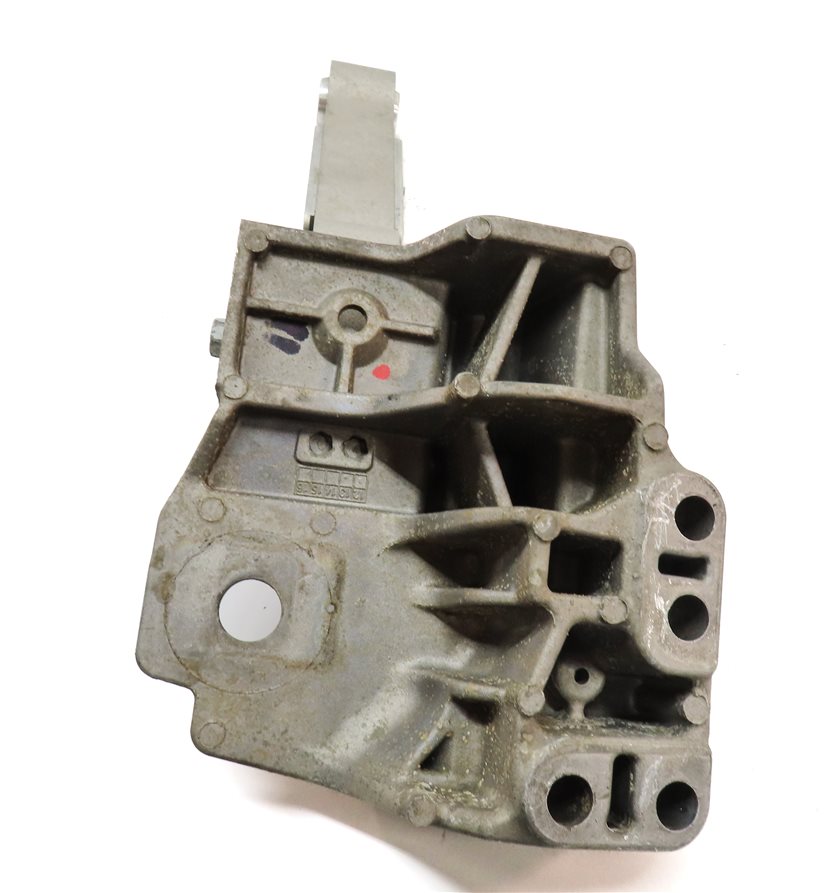 Thumbnail 5: 2013 RANGE ROVER EVOQUE (L538) 2.0L (TIVCT TC) UPPER ENGINE MOTOR MOUNT BRACKET