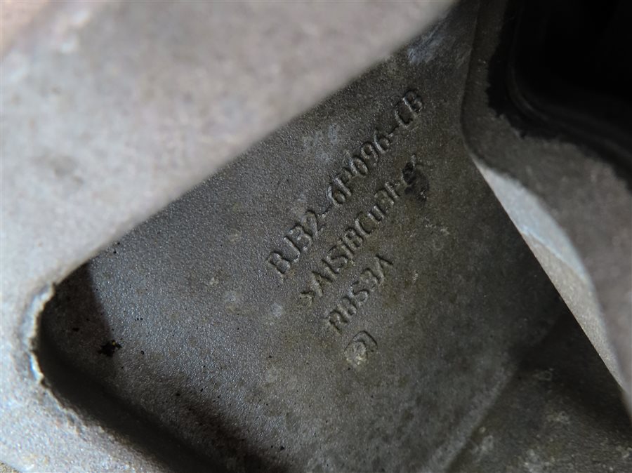 Thumbnail 8: 2013 RANGE ROVER EVOQUE (L538) 2.0L (TIVCT TC) UPPER ENGINE MOTOR MOUNT BRACKET