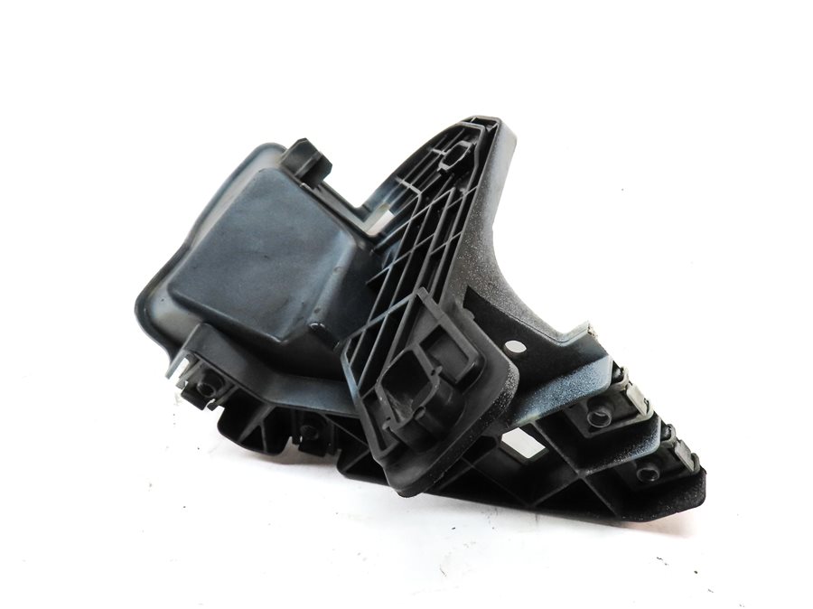 Thumbnail 6: 2013 RANGE ROVER EVOQUE (L538) FRONT LEFT DRIVER LOWER FENDER MOUNT BRACKET