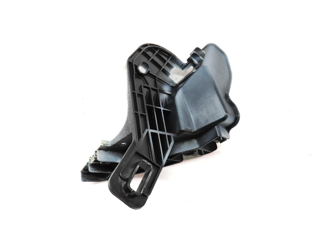 Thumbnail 6: 2013 RANGE ROVER EVOQUE (L538) FRONT RIGHT PASSENGER LOWER FENDER MOUNT BRACKET