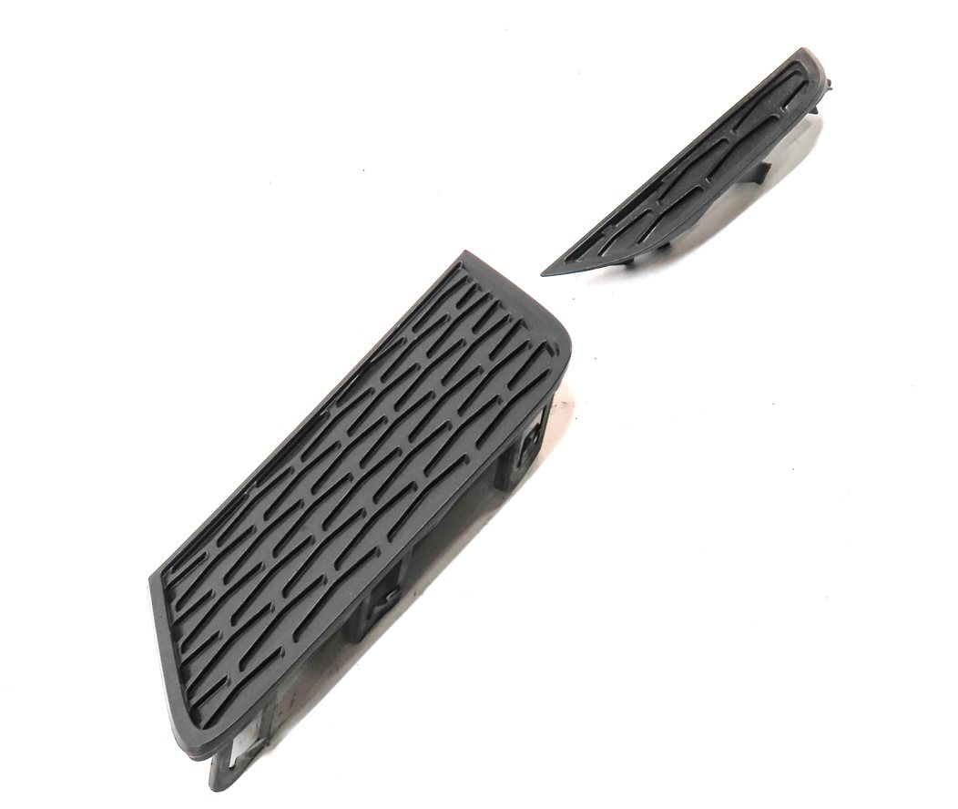 Thumbnail 3: 13 RANGE ROVER EVOQUE (L538) FRONT LEFT DRIVER LOWER BUMPER FOGLIGHT TRIM SET/2