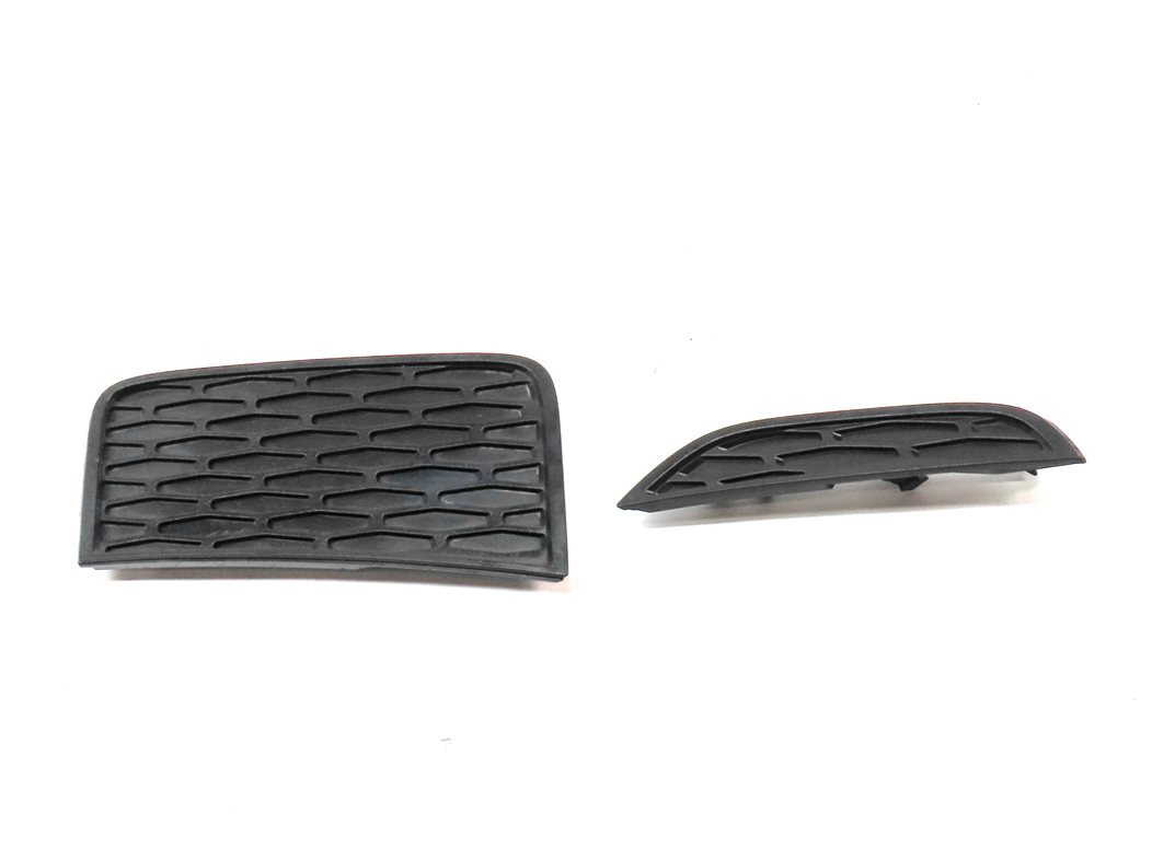 Thumbnail 2: 13 RANGE ROVER EVOQUE L538 RIGHT PASSENGER LOWER BUMPER FOGLIGHT TRIM SET/2