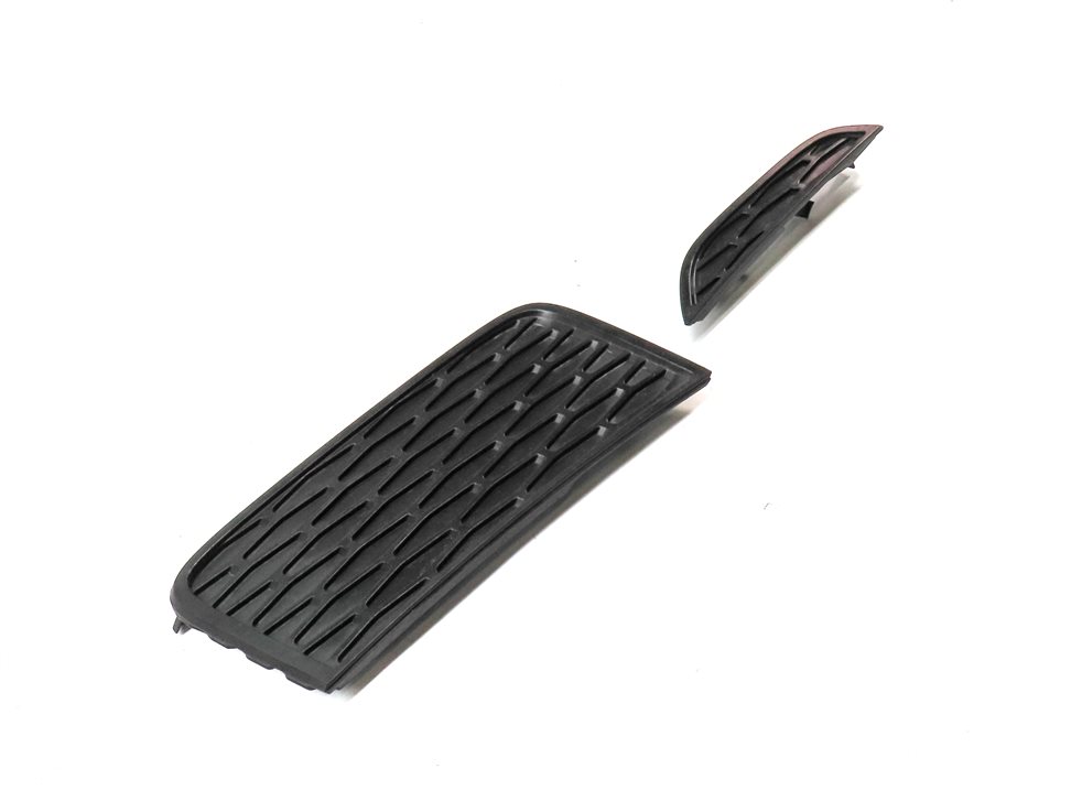 Thumbnail 3: 13 RANGE ROVER EVOQUE L538 RIGHT PASSENGER LOWER BUMPER FOGLIGHT TRIM SET/2