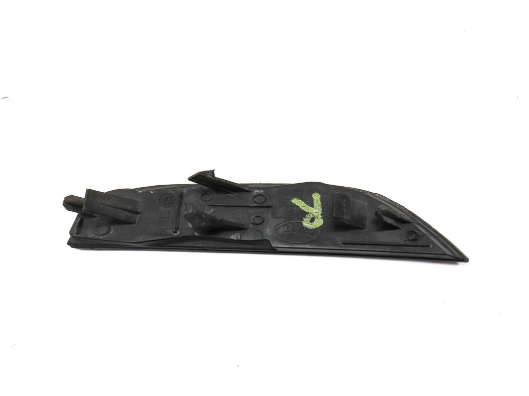 Thumbnail 5: 13 RANGE ROVER EVOQUE L538 RIGHT PASSENGER LOWER BUMPER FOGLIGHT TRIM SET/2