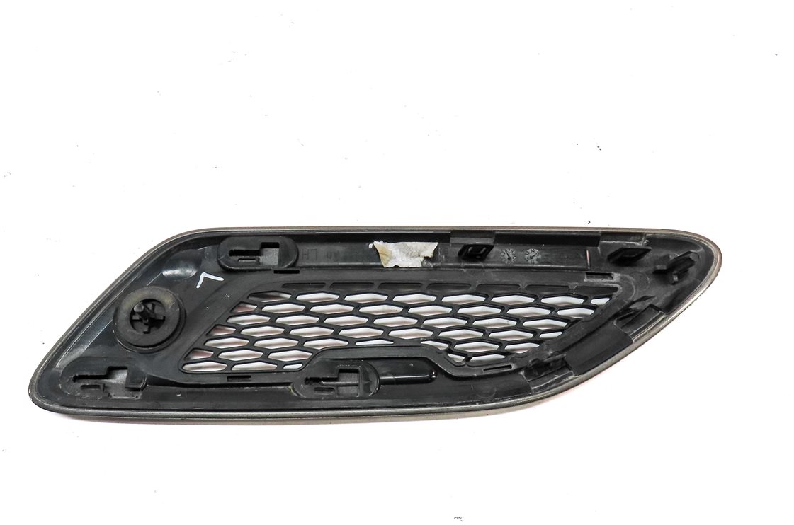 Thumbnail 6: 2013 RANGE ROVER EVOQUE (L538) FRONT LEFT DRIVER HOOD VENT GRILLE TRIM
